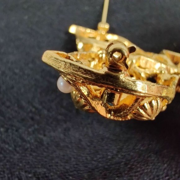Vintage Avon Rhinestone Enamel Faux Pearl Dome Butterfly Pin Brooch Gold Tone - Picture 5 of 8